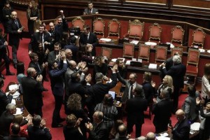 Manovra: ok del Senato, torna alla Camera