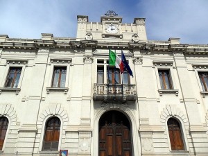 Da Reggio Calabria sul regolamento comunale per le emergenze abitative la società si muove