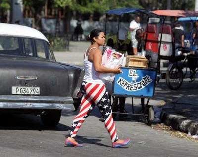 Calzas con la bandera estadounidense en las calles de La Habana, símbolo del &quot;deshielo&quot;.