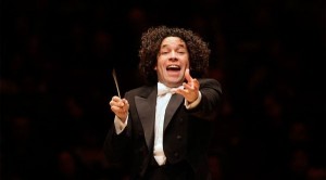 Dudamel celebra cien años de la Filarmónica de Los Ángeles