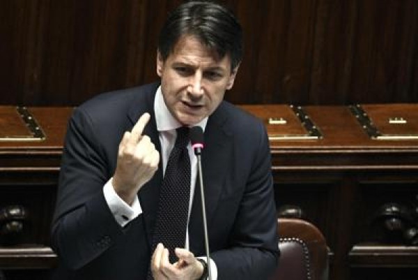 Governo Conte ottiene la fiducia della Camera 350 sì, 236 no e 35 astensioni