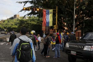 Protestan en municipio caraqueño El Hatillo por destitución de su alcalde