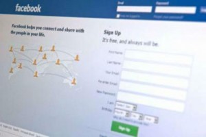 &#039;Spiati su Facebook dal ministero degli Interni&#039;: la bufala corre sul web