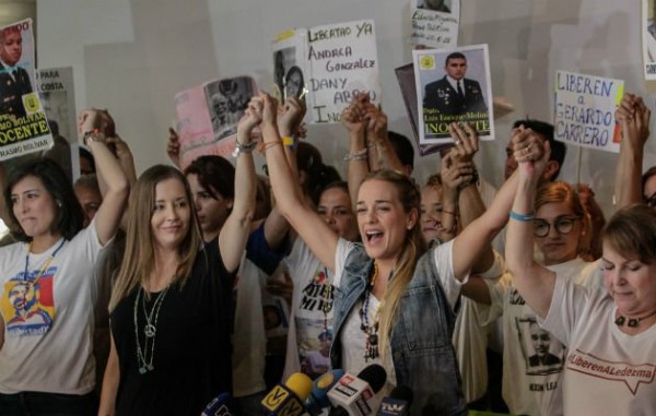 Familiares de presos políticos venezolanos se reúnen con Rodríguez Zapatero