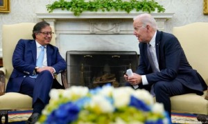 Il presidente della Colombia, Gustavo Petro, e Joe Biden presidente USA alla Casa Bianca