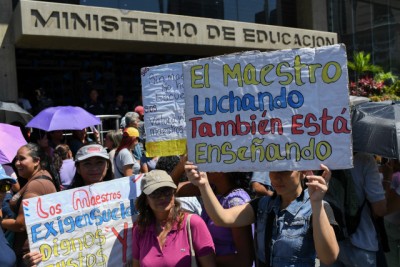 Al menos 12.330 escuelas acataron el paro nacional de 48 horas convocado por el sector educativo en Venezuela