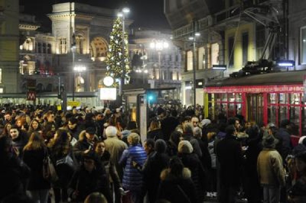 Al via shopping di Natale, budget famiglia +6%