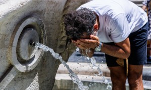 Il caldo non dà tregua, picco al Centro-Sud