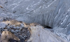 Con un clima eccezionalmente caldo e secco, i ghiacciai delle Alpi francesi ed europee si sono sciolti come mai prima d&#039;ora 