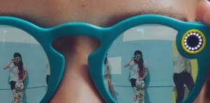 Gli Spectacles presto in Italia, ora i video si fanno con gli occhiali da sole