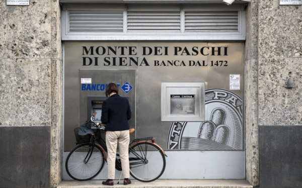 Italian banks face sluggish response on cash calls as capital crisis looms