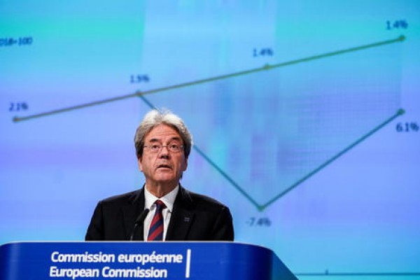 Mes, Gentiloni: ora si puo usare Sassoli: già 14 mld degli italiani