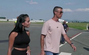 Cristiano Ronaldo con su novia Georgina Rodríguez