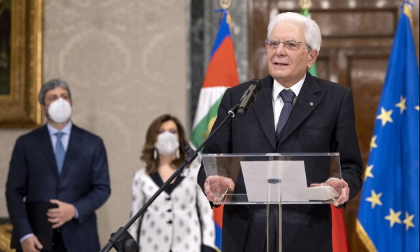 Il Capo dello Stato Mattarella: &quot;Ho il dovere di non sottrarmi&quot;