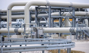 L&#039;Eni: &quot;Gazprom riduce di un terzo le forniture all&#039;Italia&quot;. Ue: &quot;Sul gas situazione seria, preparati a ogni scenario&quot;