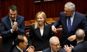 Navi, pantheon femminile e ananas. Il discorso di Meloni in pillole