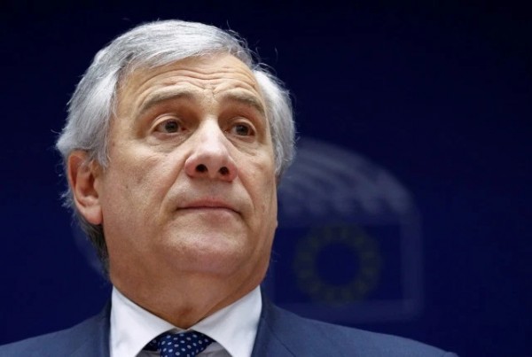Antonio Tajani condenó a Maduro y apoyó la creación de un Gobierno de Emergencia Nacional