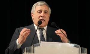 Tajani: &quot;Se il governo vuole collaborare cominci dal Bilancio&quot;