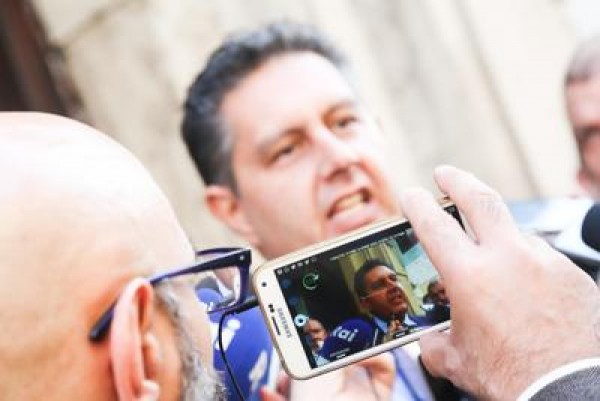Toti: &quot;Domani in piazza con Meloni e Salvini&quot;