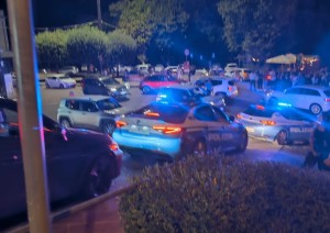 Dopo il ritrovamento di armi nuovo blitz della polizia in un B&amp;B del viterbese, cinque fermati