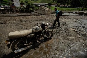 Colombia, valanga di fango devasta Mocoa: oltre 250 morti