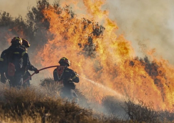 Incendio a Creta
