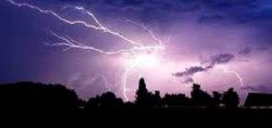 Un fulmine in India uccide 39 persone. Nello stato del Bihar forte ondata maltempo causa panico nel paese