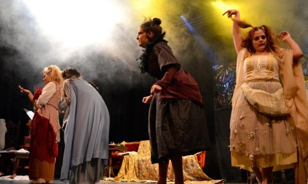 En El Hatillo "Se busca Pr&iacute;ncipe Azul" en Teatrex