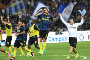 All'Inter il derby d'Italia, Juventus ko 2-1 a San Siro Napoli in testa