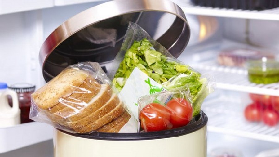 Reggio Emilia - Lotta agli sprechi &ndash; Per tutto il 2017 le eccedenze di sei mense scolastiche ai bisognosi