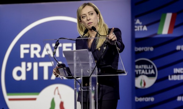 Le condizioni e le parole d'ordine di Giorgia Meloni al centrodestra