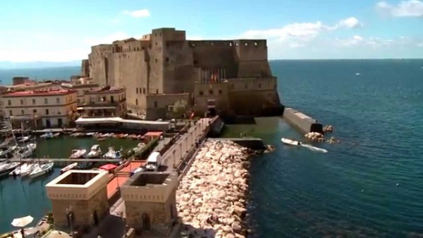 Napoli vista dal cielo con un Drone