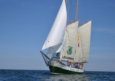 "Inquinamento e crisi climatica minacciano mare e laghi"