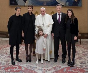 Francisco recibi&oacute; al presidente argentino Macri
