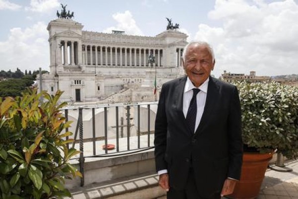Giulio Rapetti Mogol &egrave; stato chiamato come "consigliere" dal ministro Gennaro Sangiuliano