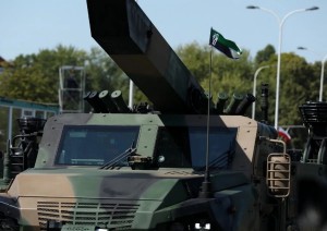 La Polonia abbatte diversi droni russi: "Un atto di aggressione"