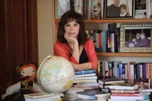 Isabel Allende, la escritora viva de lengua espa&ntilde;ola m&aacute;s le&iacute;da del mundo