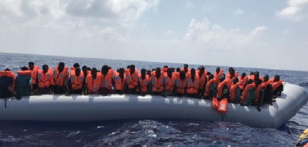 Come i migranti sono stati il barometro dell'alleanza tra Lega e M5s