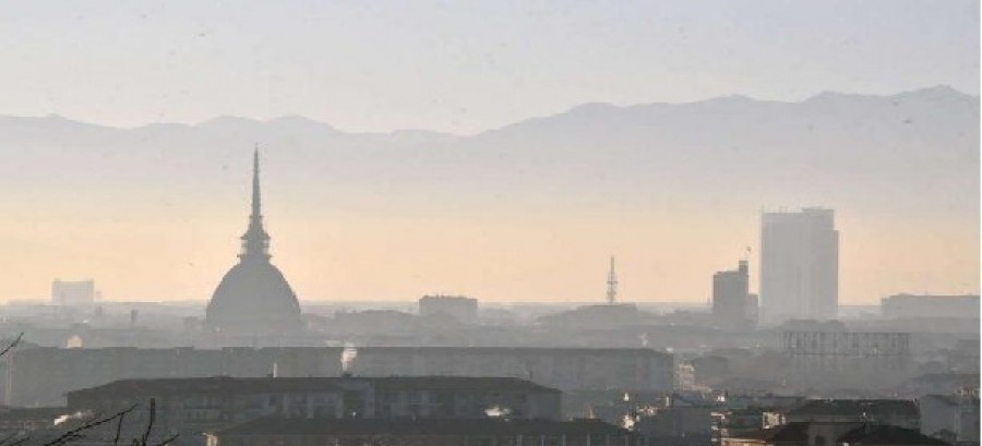 Torino - Inquinamento dell'aria e danni alla salute: evitiamo di sottovalutare il problema