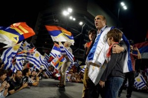 Uruguay al ballottaggio il 24 novembre In vantaggio il partito di governo ma si va verso secondo turno