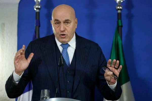 Il ministro della Difesa, Guido Crosetto