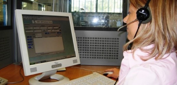 Assistenza clienti AQP: orari e aperture per le festivit&agrave; natalizie