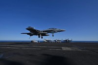  Un caccia F/A-18 Hornet 