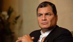 Mandato di cattura contro ex presidente Rafael Correa