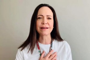  Mar&iacute;a Corina Machado agradece su premio. 