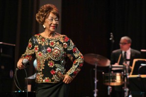 Canelita Medina necesita de nuestra mano amiga