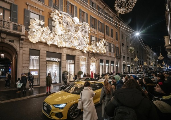 via montenapoleone, milano