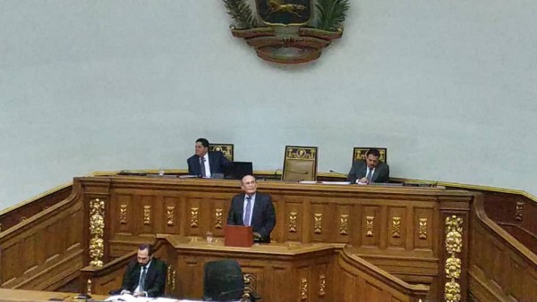 Fracci&oacute;n 16J solicita a la AN aplicaci&oacute;n inmediata del art&iacute;culo 187 numeral 11
