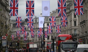 Preparativi a Londra per la cerimonia di incoronazione 