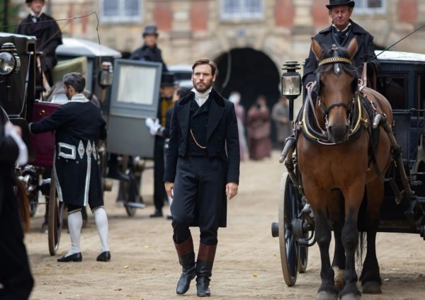Il Conte di Montecristo, la serie-evento di August su Rai1 dal 13 gennaio